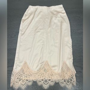 Peach colour slip skirt